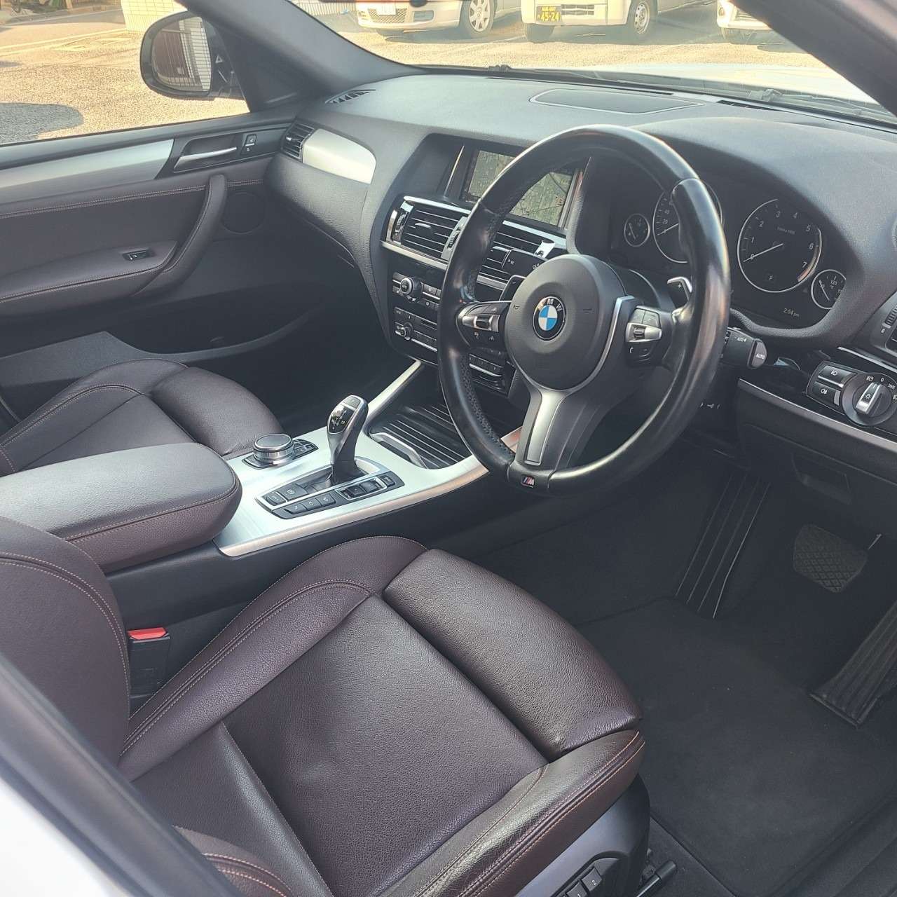 ＢＭＷ X4 ｘＤｒｉｖｅ2.8i　 Mスポーツ　4WD