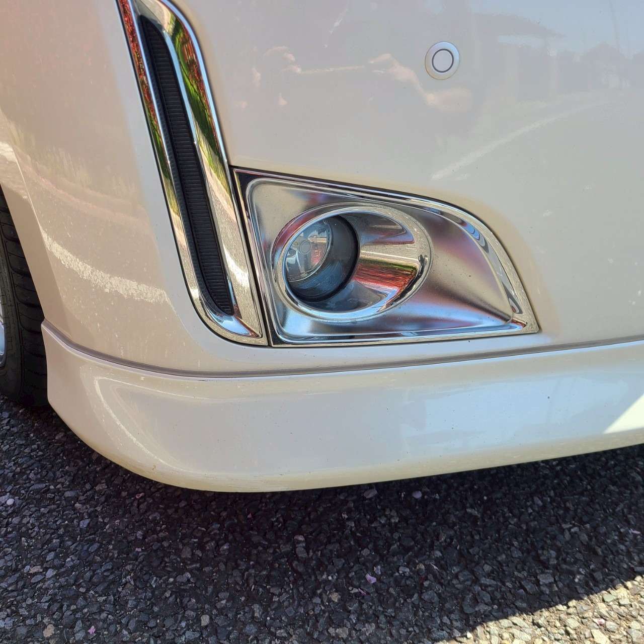 日産　エルグランド250ハイウェイスター　アーバンクロム