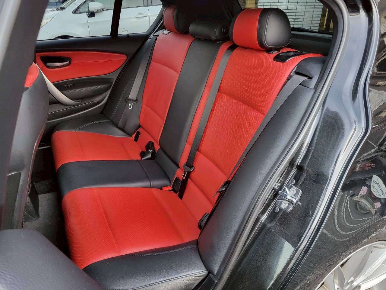 BMW116i Mスポーツ　H19　黒　