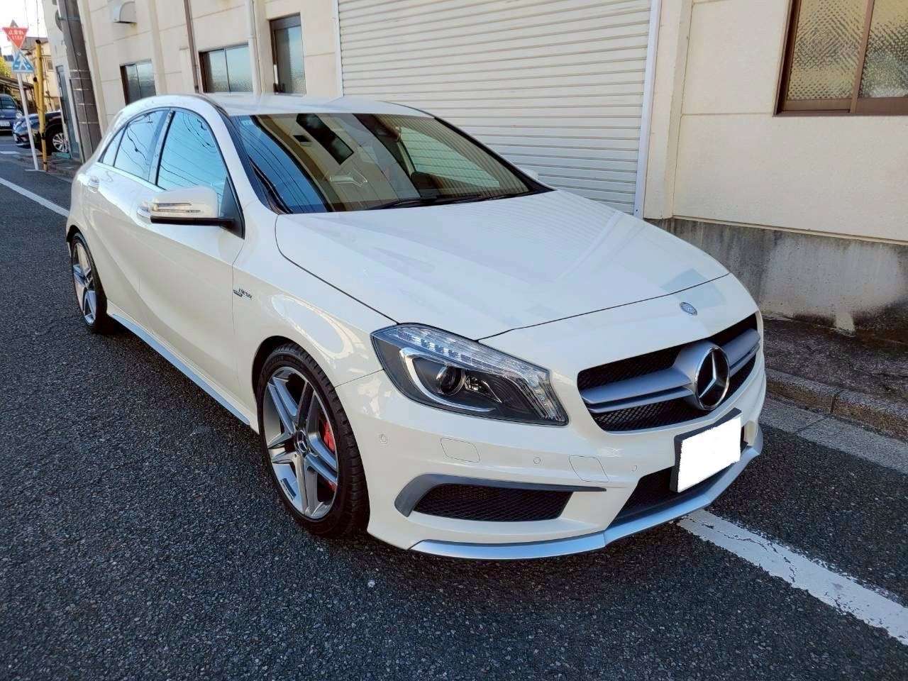 ベンツA45AMG   4WD ホワイト