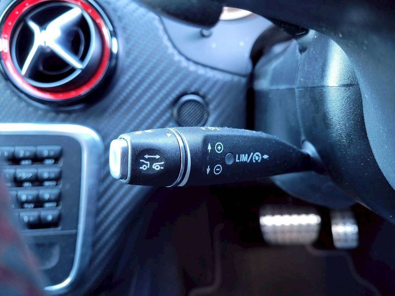 ベンツA45AMG   4WD ホワイト