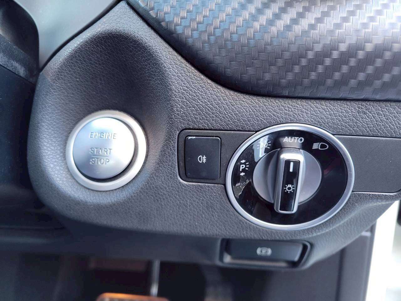 ベンツA45AMG   4WD ホワイト