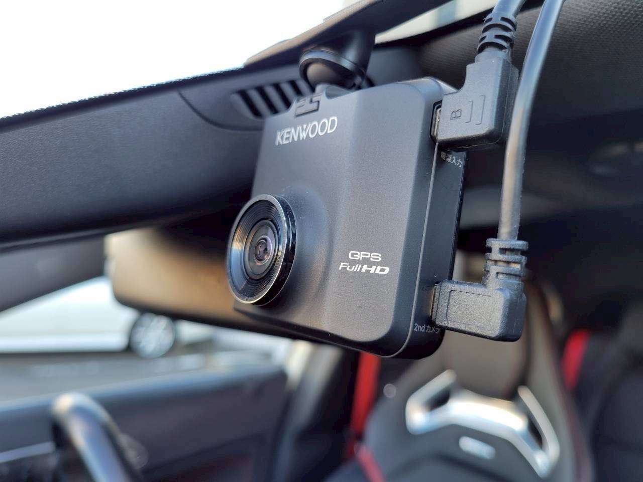 ベンツA45AMG   4WD ホワイト