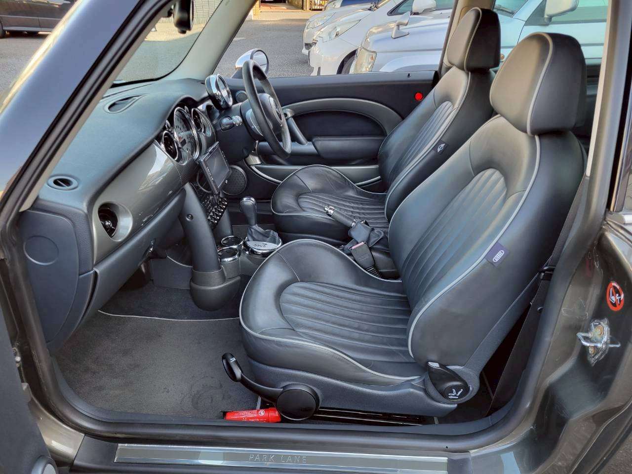 ＢＭＷミニ パークレーン（特別仕様車）