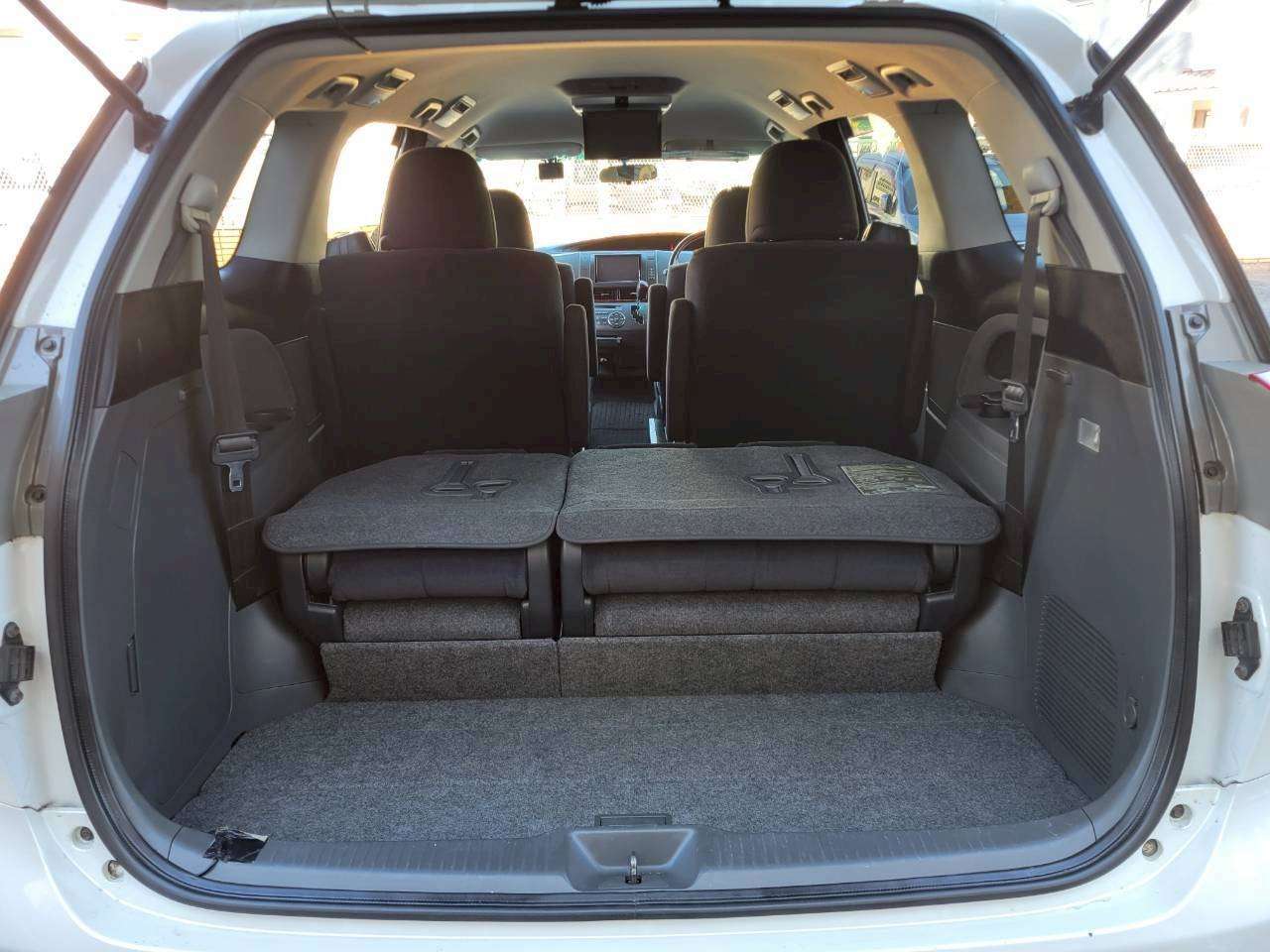 エスティマ　２．４アエラス 中期モデル