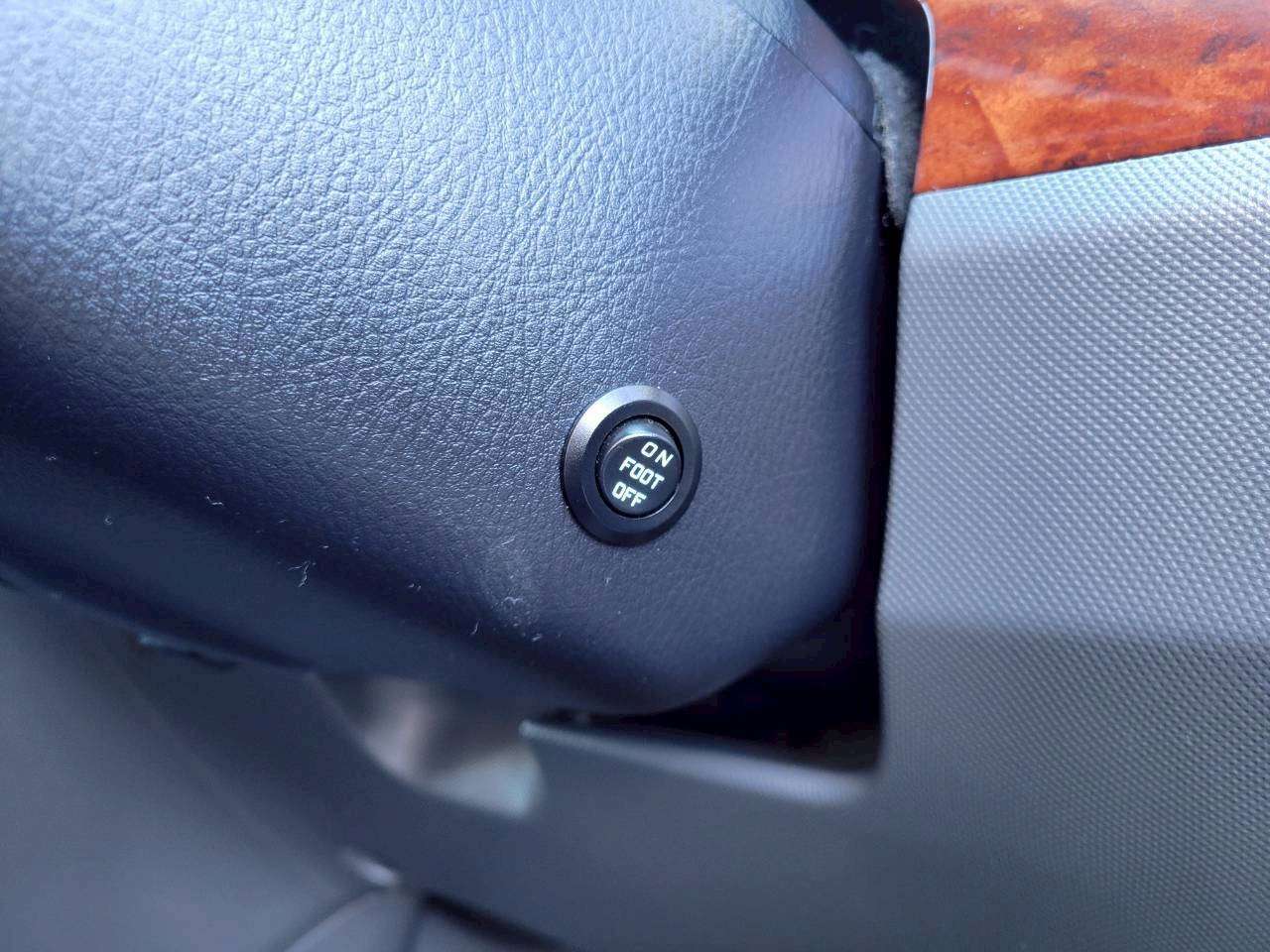 エスティマ　２．４アエラス 中期モデル