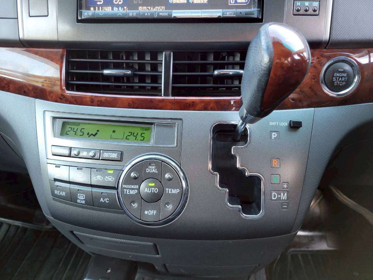 エスティマ　２．４アエラス 中期モデル