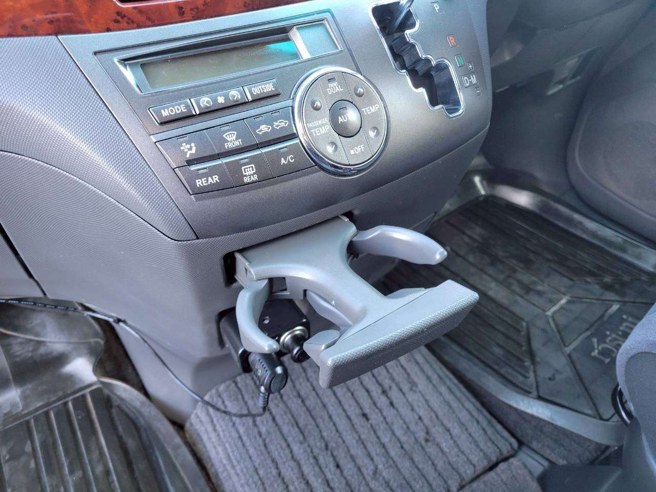 エスティマ　２．４アエラス 中期モデル