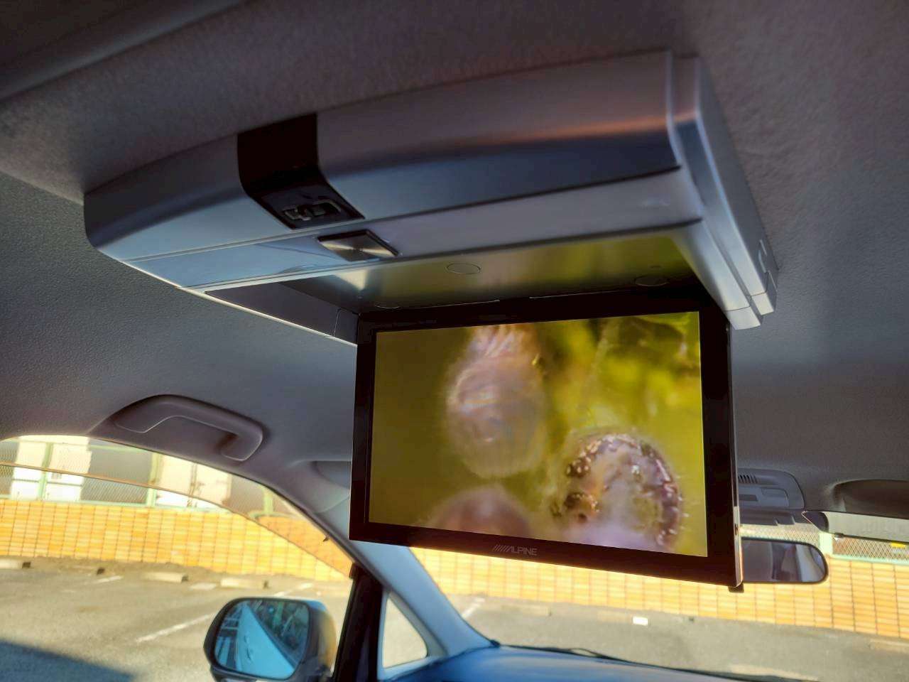 エスティマ　２．４アエラス 中期モデル