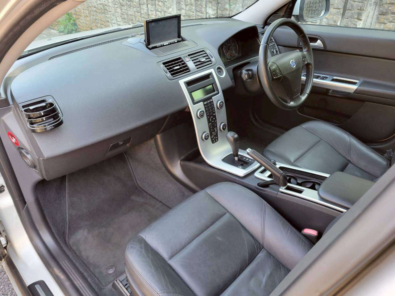 ボルボV50　2.0クラシック　特別仕様車