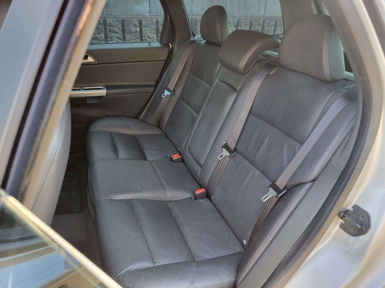 ボルボV50　2.0クラシック　特別仕様車