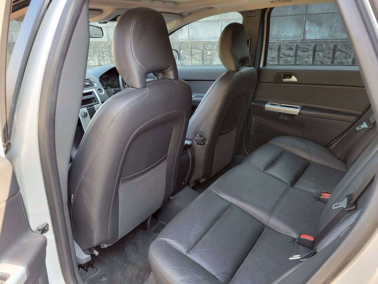 ボルボV50　2.0クラシック　特別仕様車