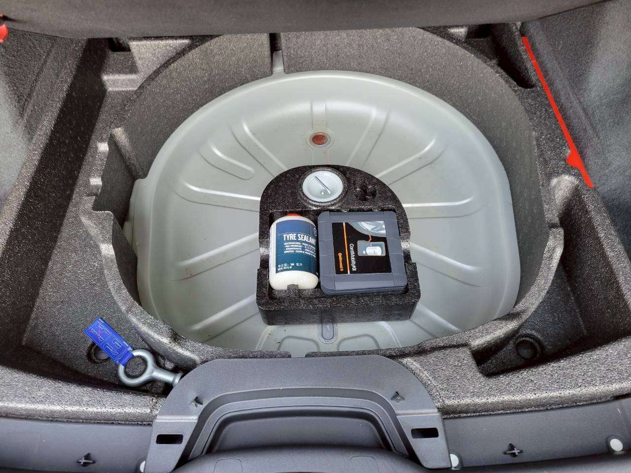 ボルボV50　2.0クラシック　特別仕様車