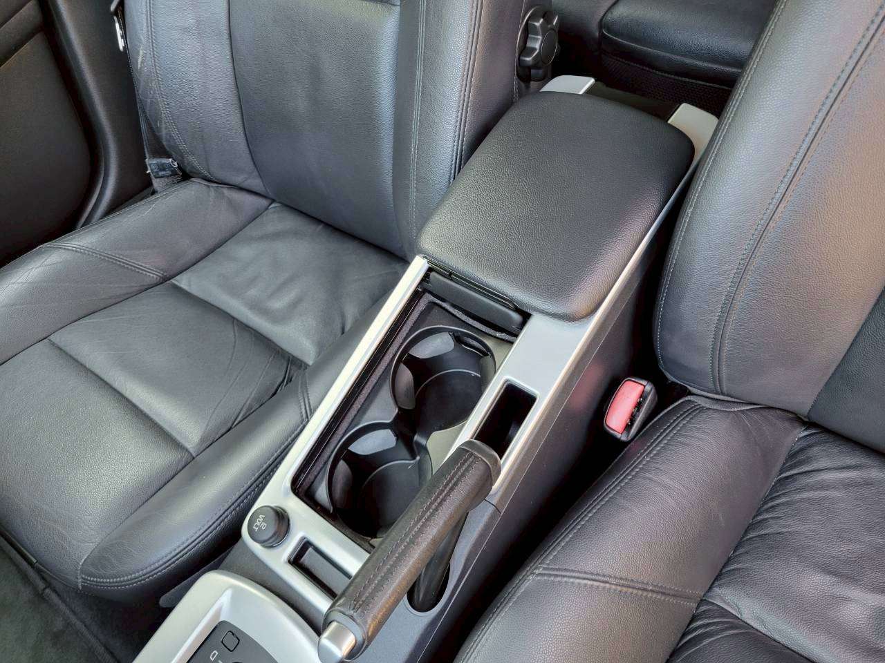 ボルボV50　2.0クラシック　特別仕様車