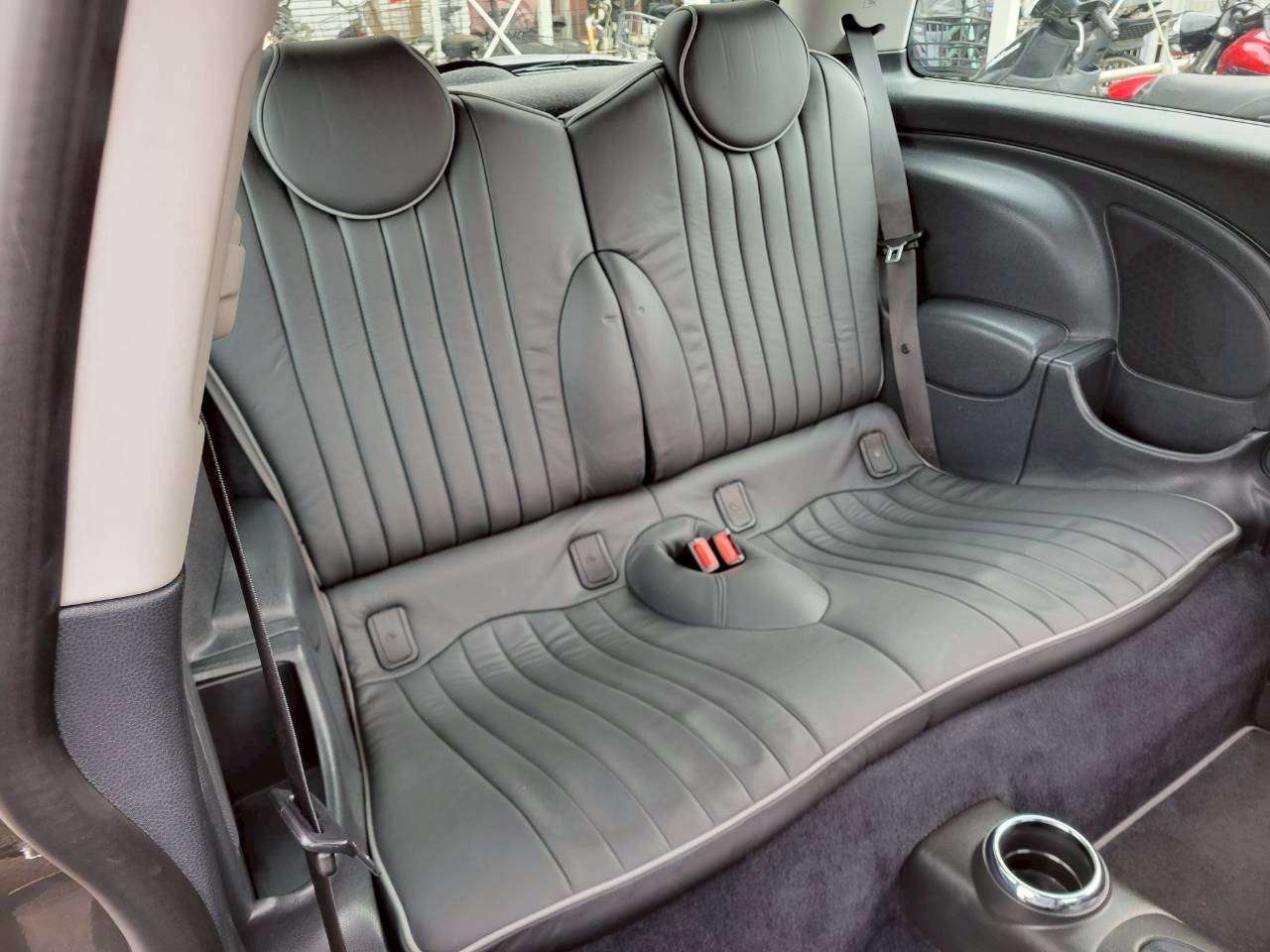 ＢＭＷミニ パークレーン（特別仕様車）21000キロ