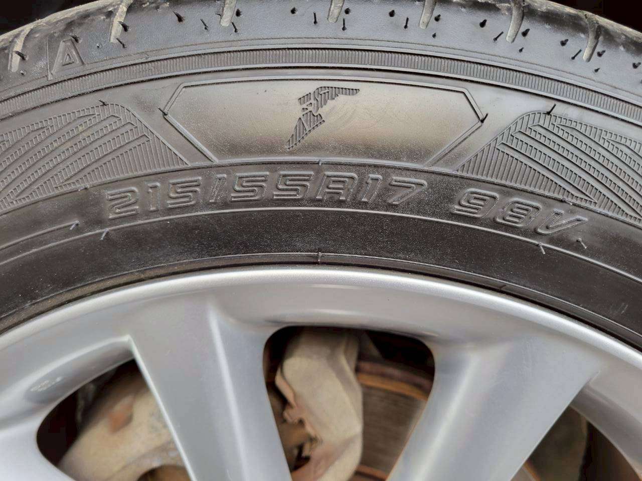 エスティマ　２．４アエラス 中期モデル　Wムーンルーフ