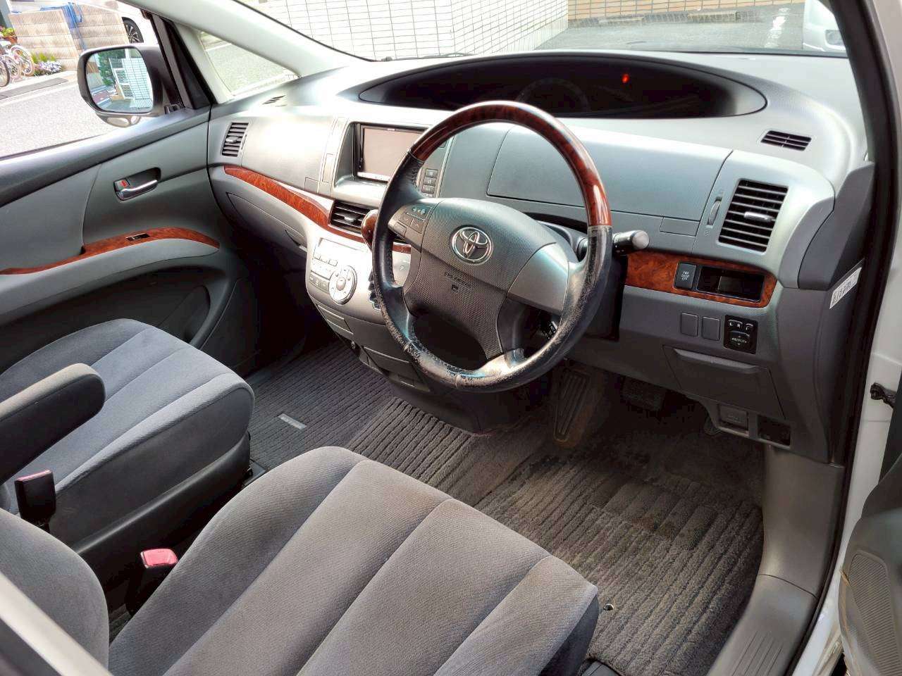 エスティマ　２．４アエラス 中期モデル　Wムーンルーフ