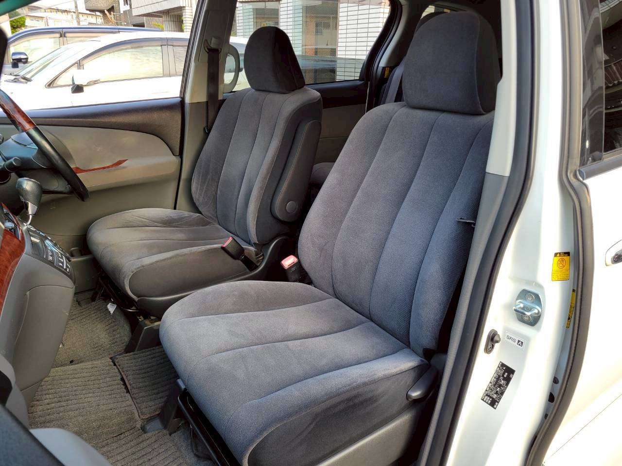 エスティマ　２．４アエラス 中期モデル　Wムーンルーフ