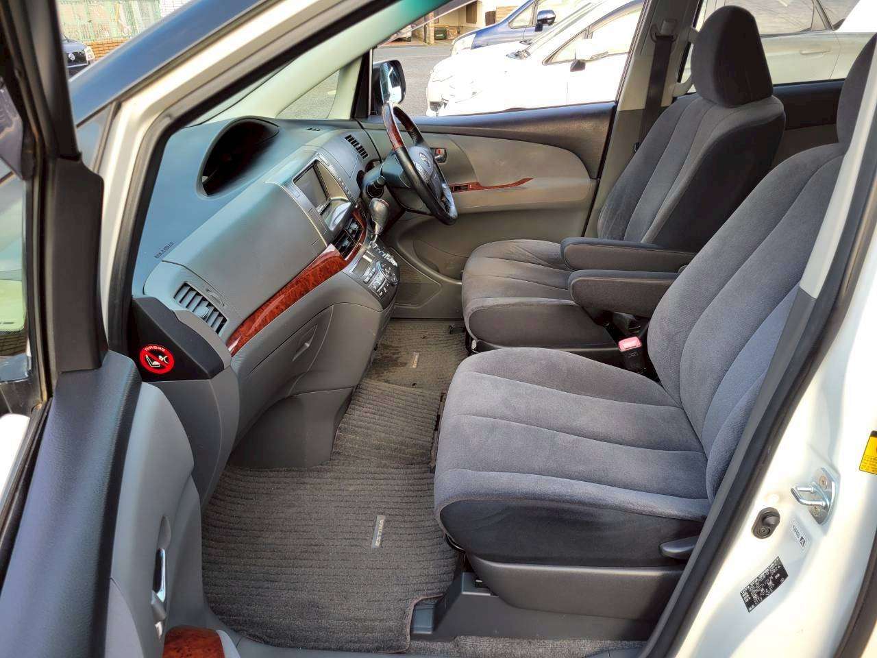 エスティマ　２．４アエラス 中期モデル　Wムーンルーフ