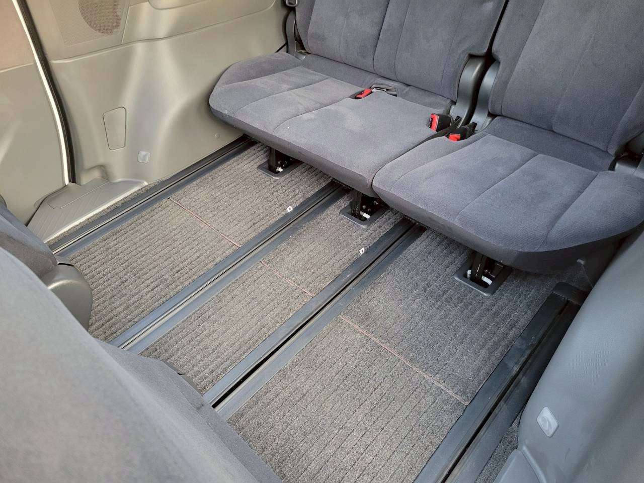 エスティマ　２．４アエラス 中期モデル　Wムーンルーフ