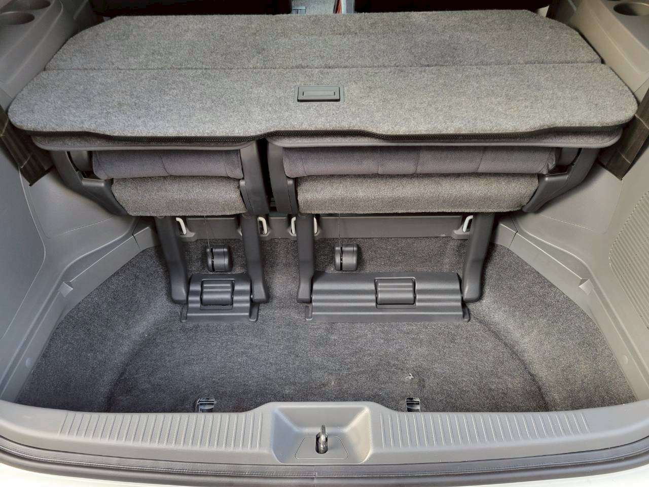 エスティマ　２．４アエラス 中期モデル　Wムーンルーフ