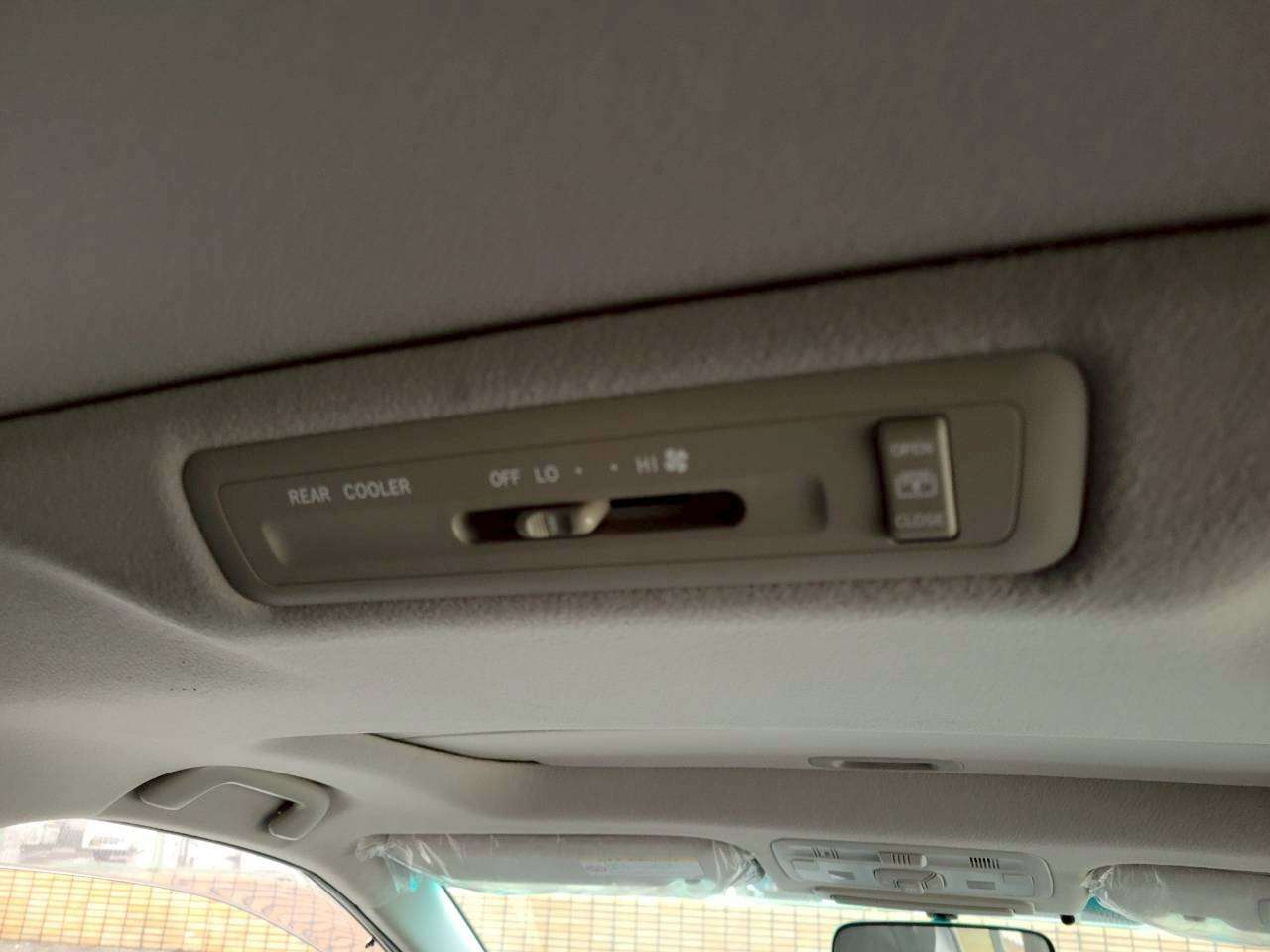 エスティマ　２．４アエラス 中期モデル　Wムーンルーフ