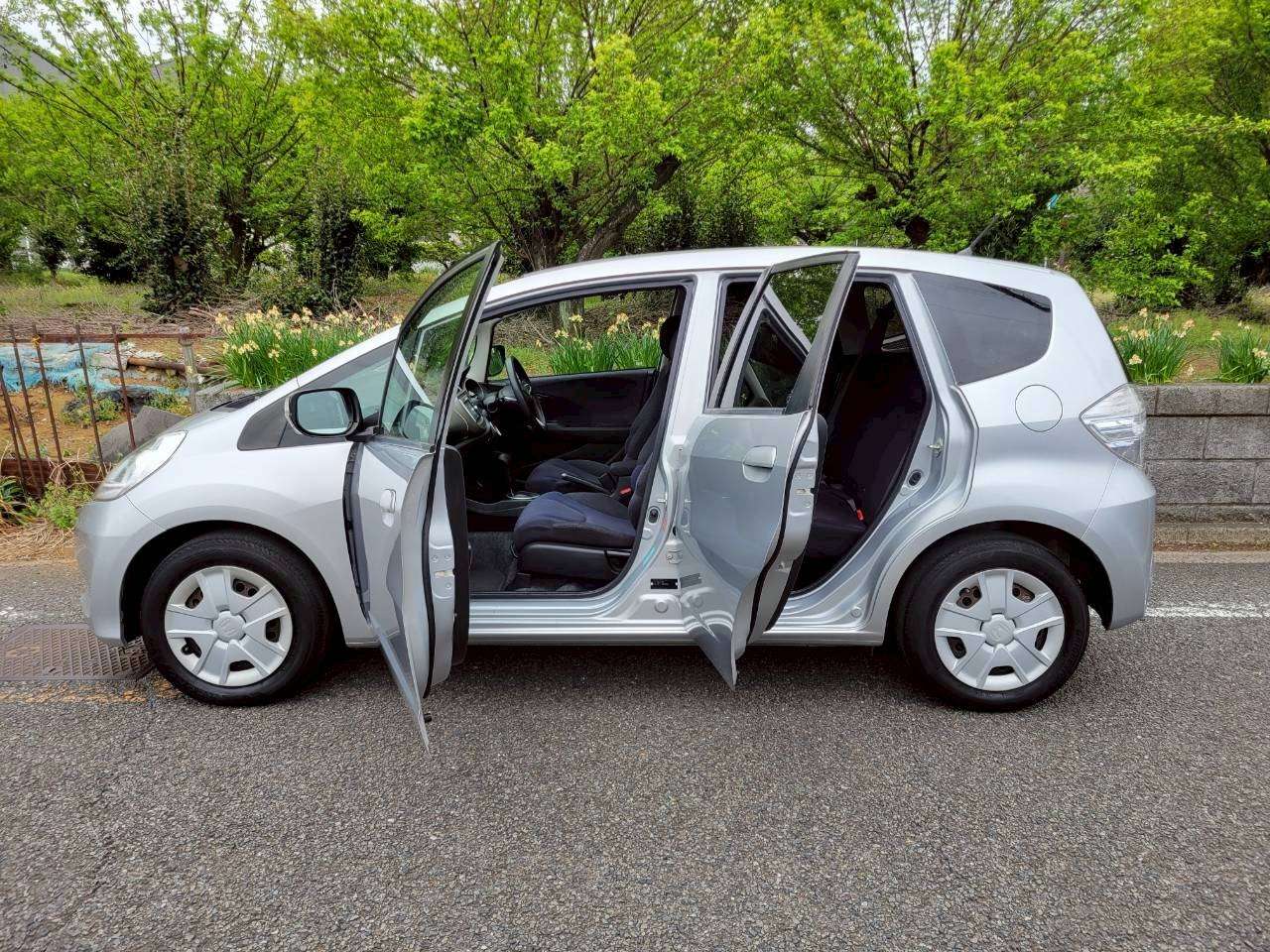 フィット　ハイブリッド　