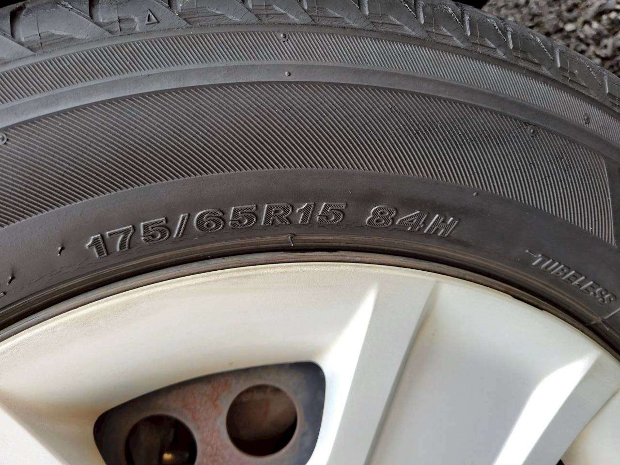 フィット　ハイブリッド　