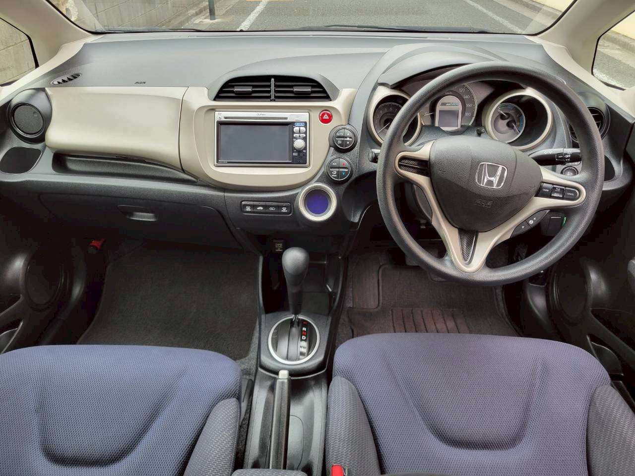 フィット　ハイブリッド　