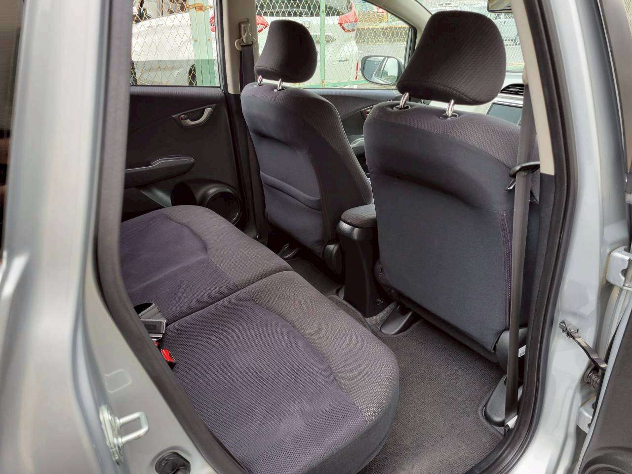 フィット　ハイブリッド　