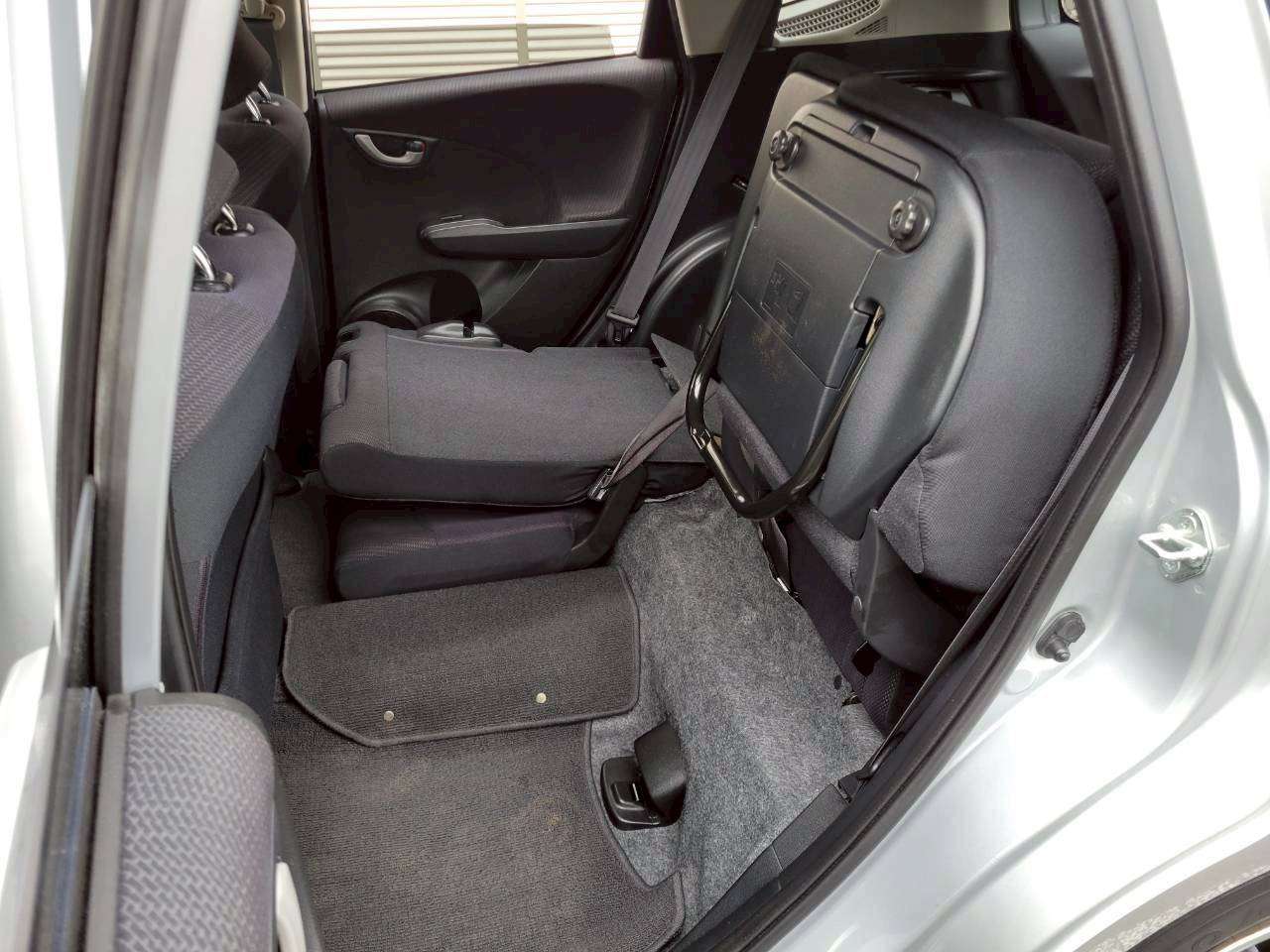 フィット　ハイブリッド　