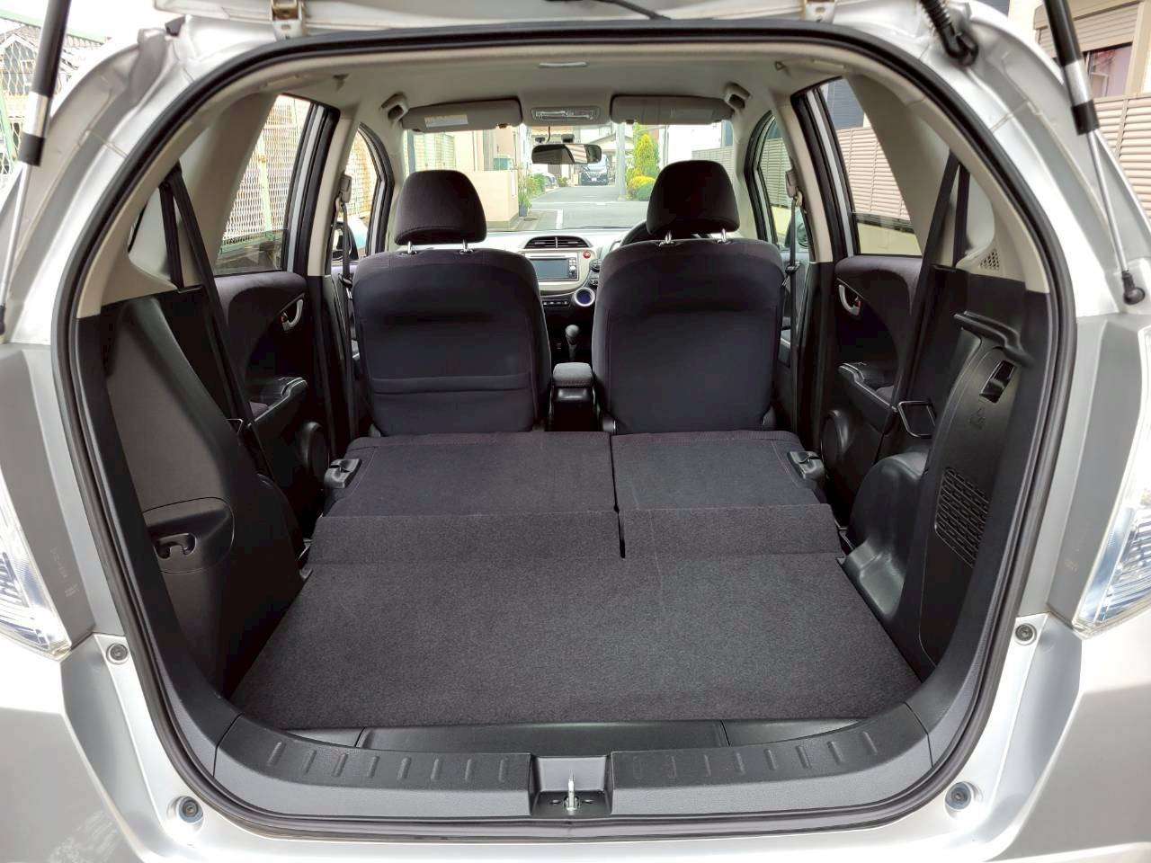 フィット　ハイブリッド　