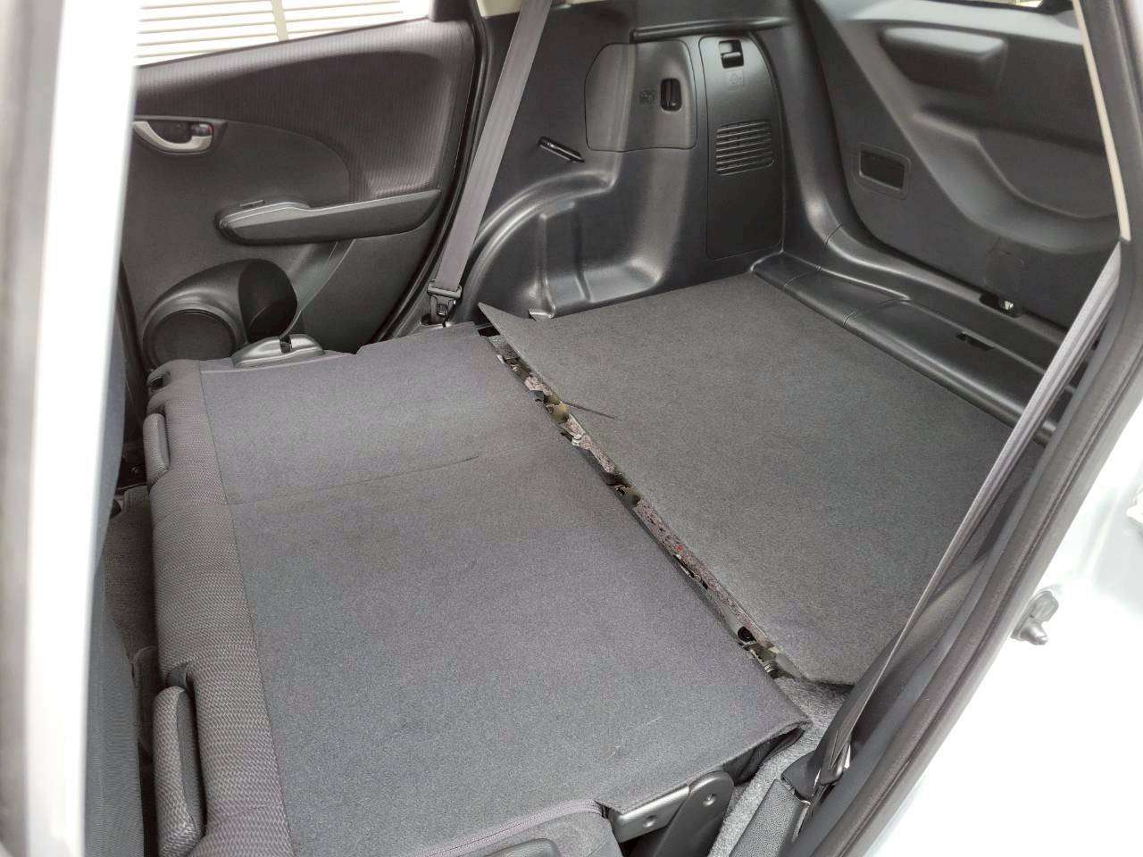 フィット　ハイブリッド　