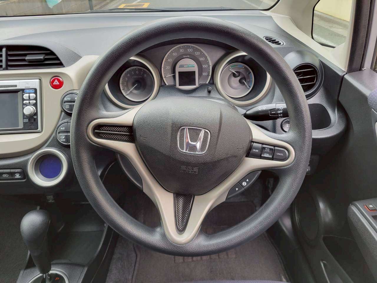 フィット　ハイブリッド　