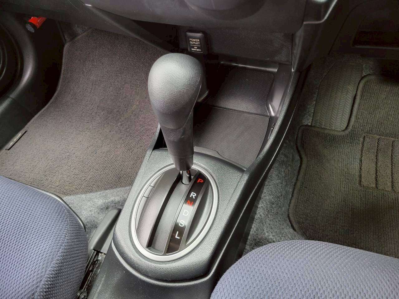 フィット　ハイブリッド　