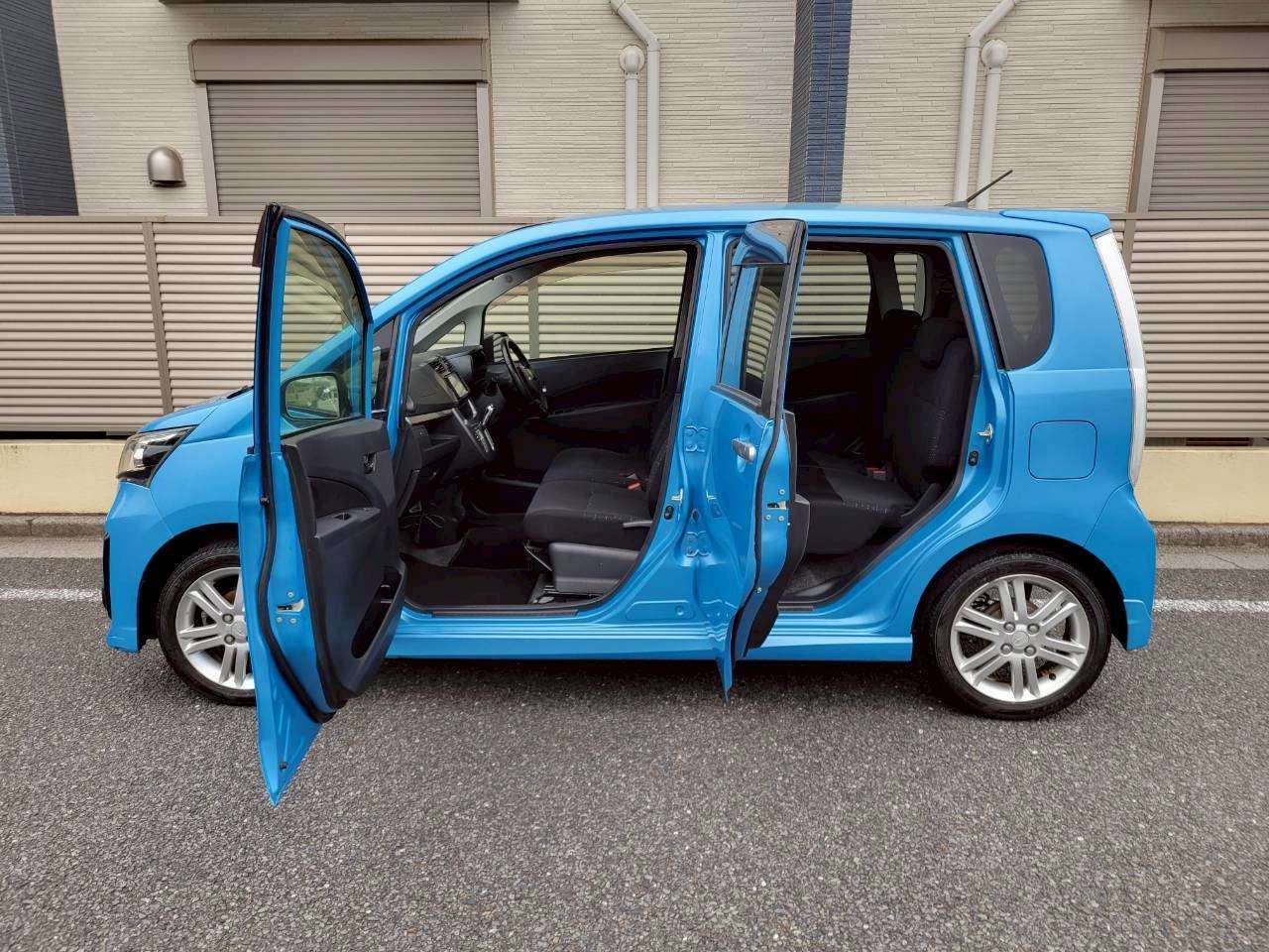 ステラ　カスタムRS