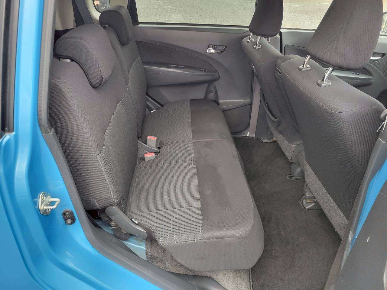 ステラ　カスタムRS