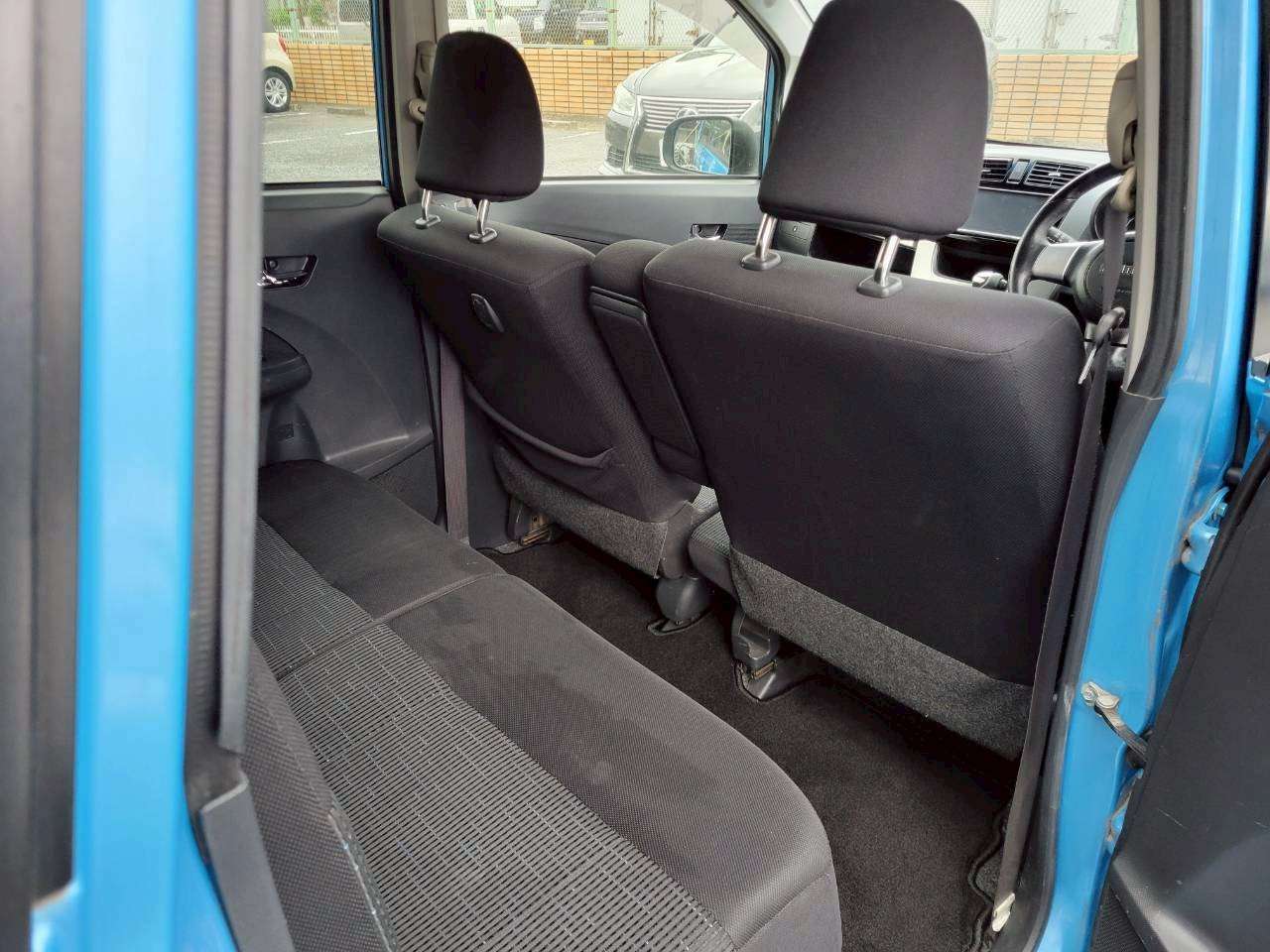 ステラ　カスタムRS