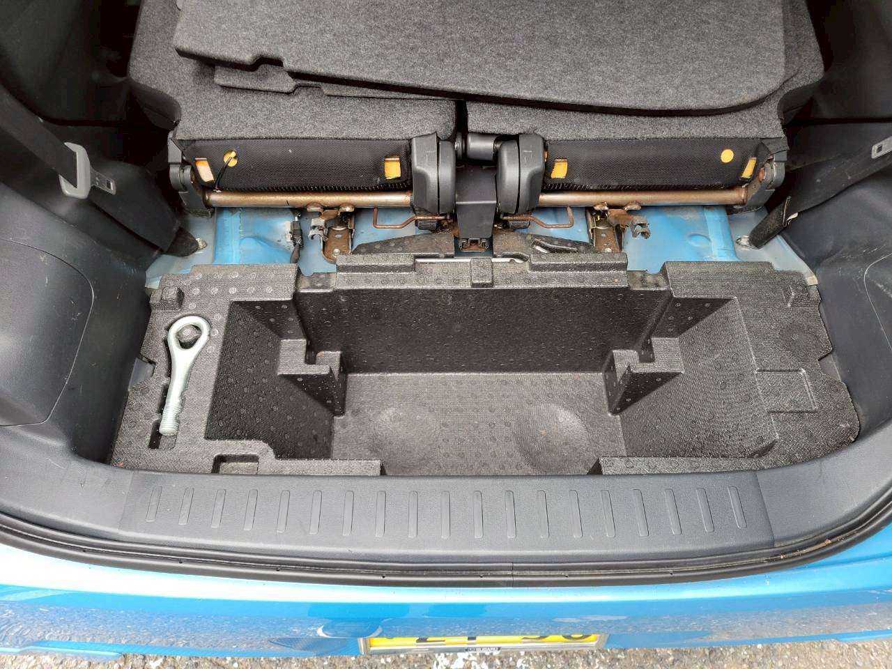 ステラ　カスタムRS