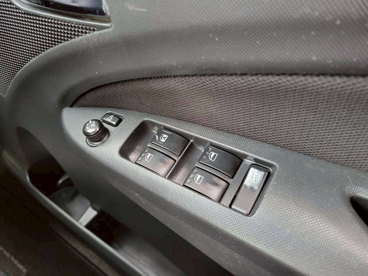 ステラ　カスタムRS