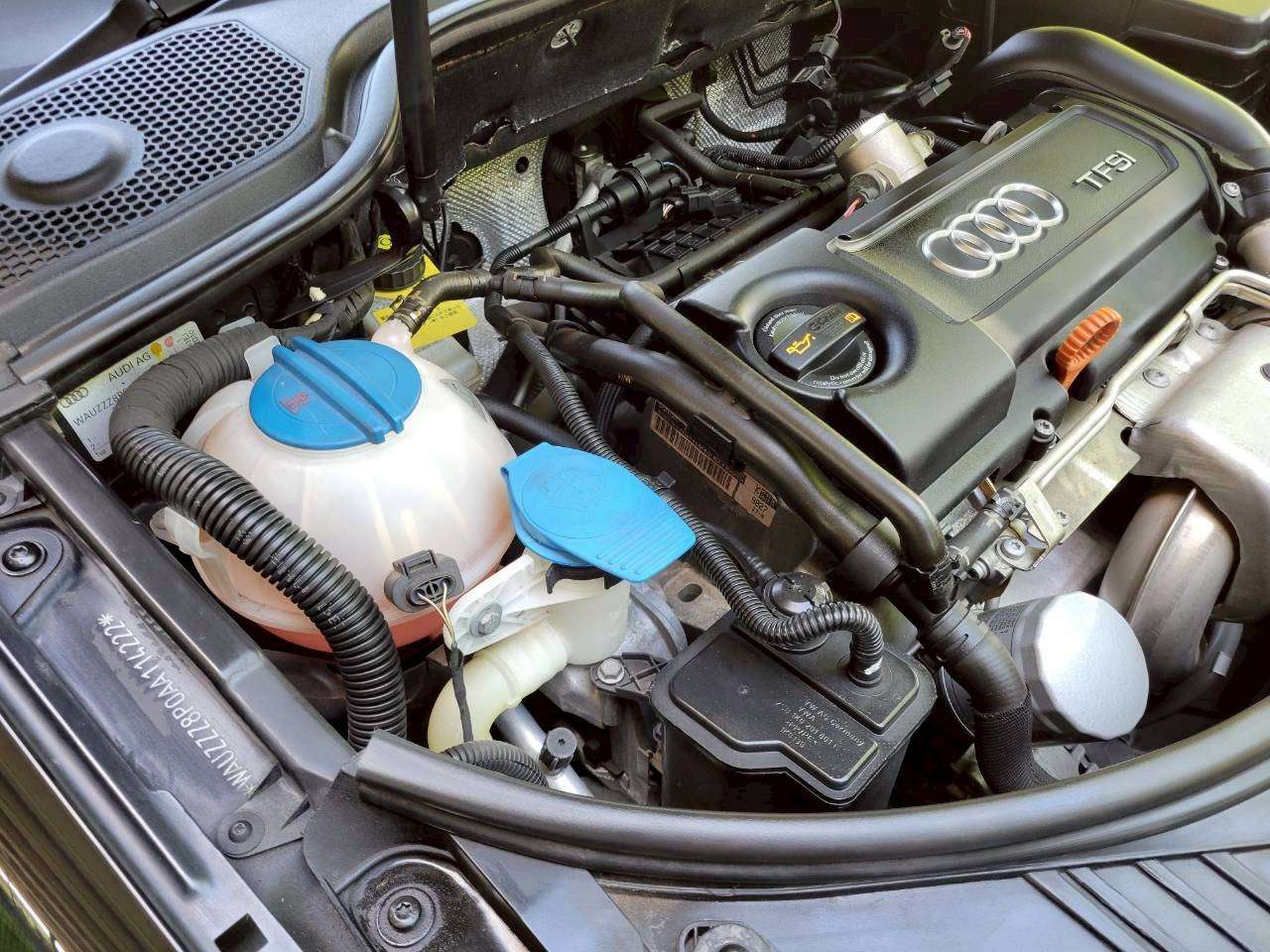 アウディA3　1.4TFSI　