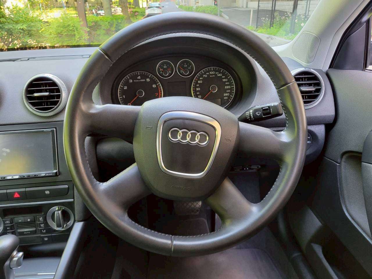 アウディA3　1.4TFSI　