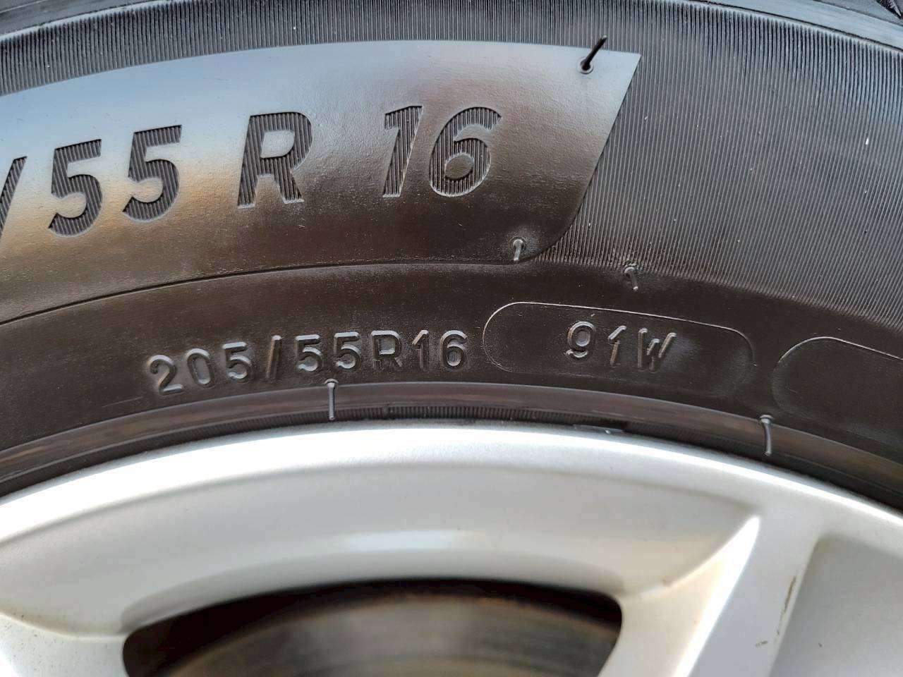 アウディA3　1.4TFSI　SEパッケージ