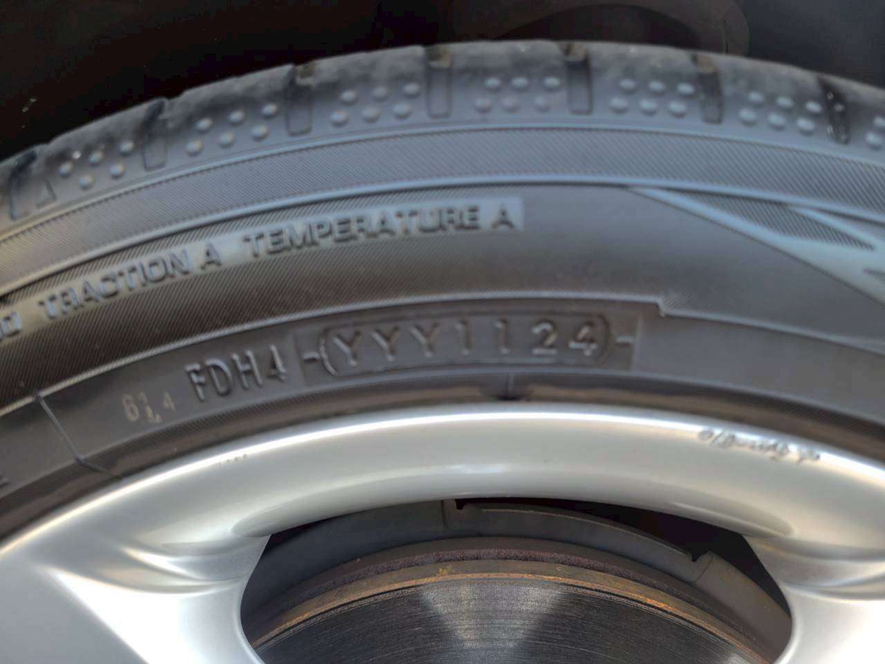 ボルボV50　2.0クラシック　特別仕様車