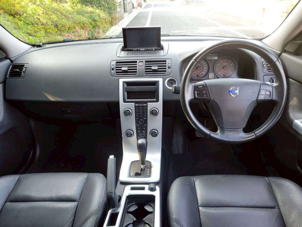 ボルボV50　2.0クラシック　特別仕様車