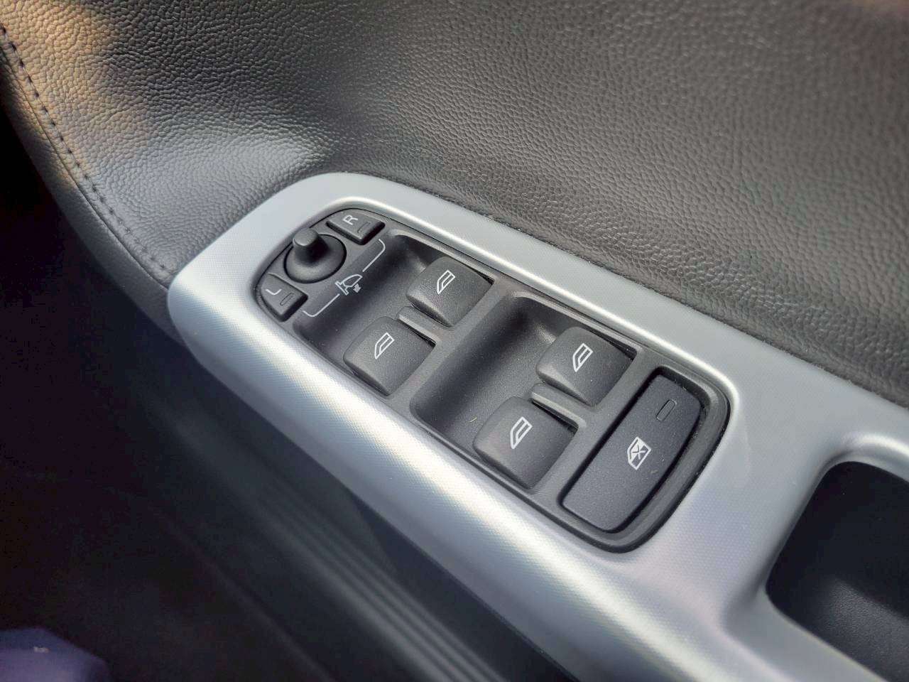 ボルボV50　2.0クラシック　特別仕様車