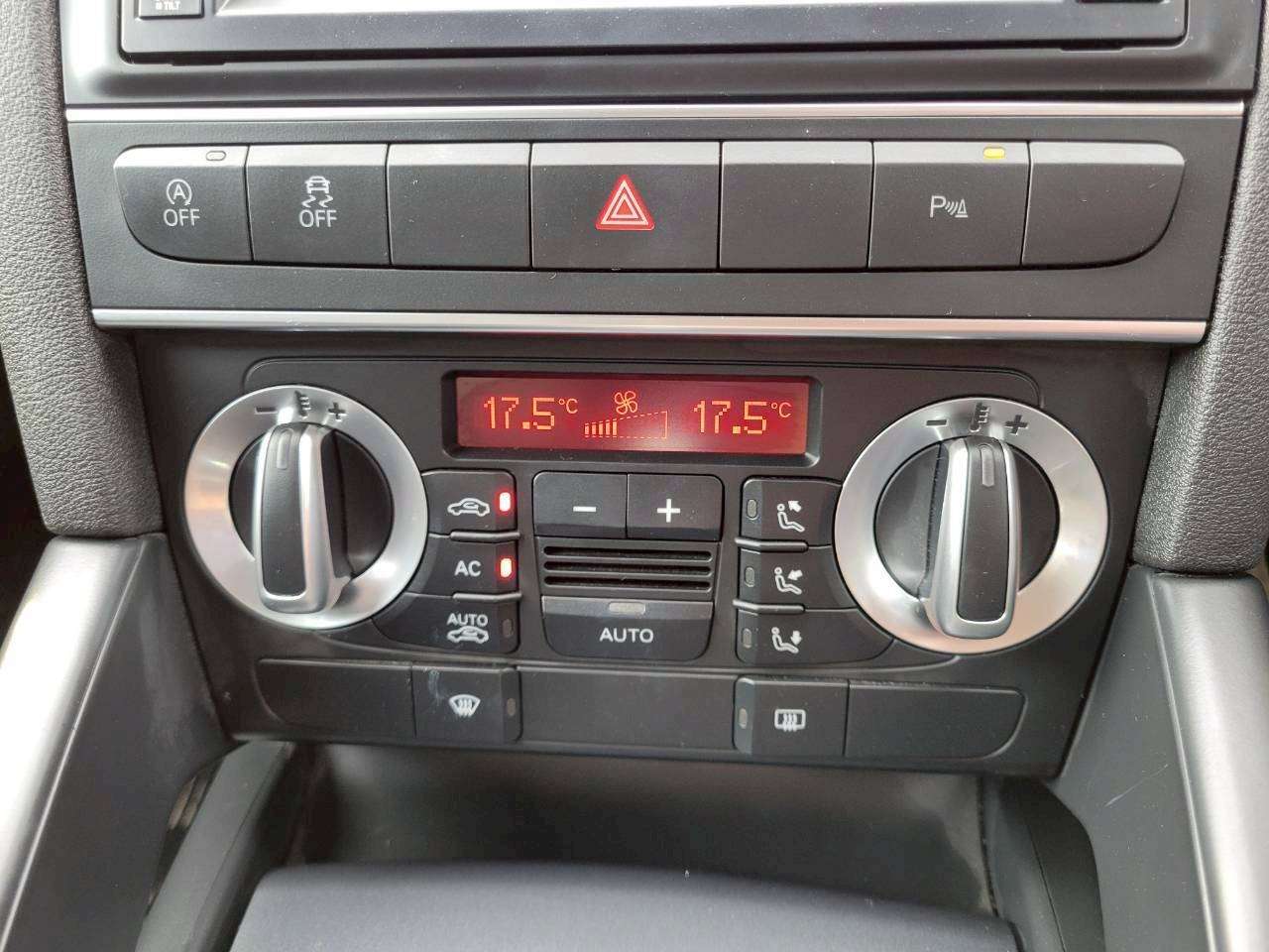 アウディA3　1.4TFSI　