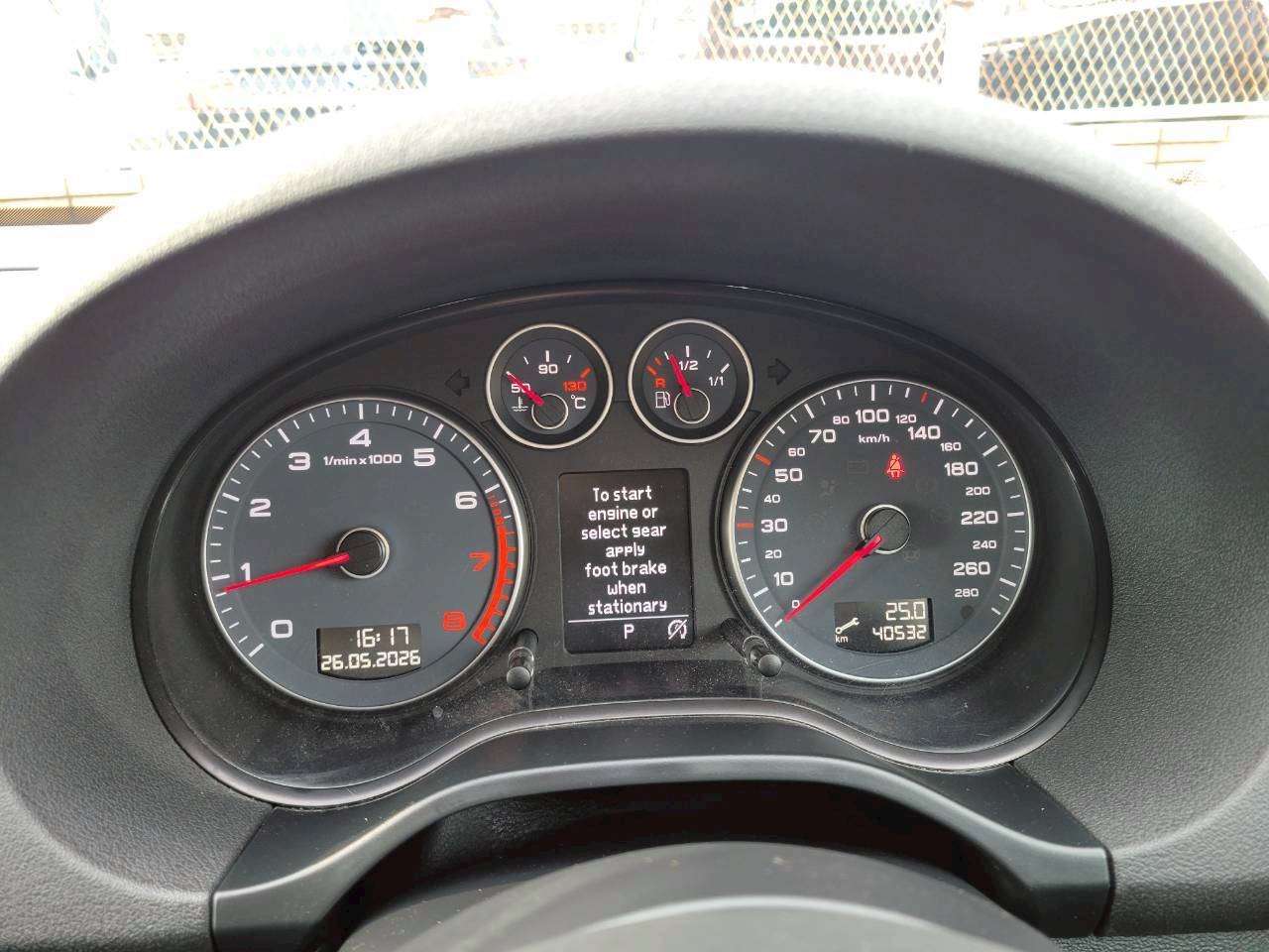 アウディA3　1.4TFSI　