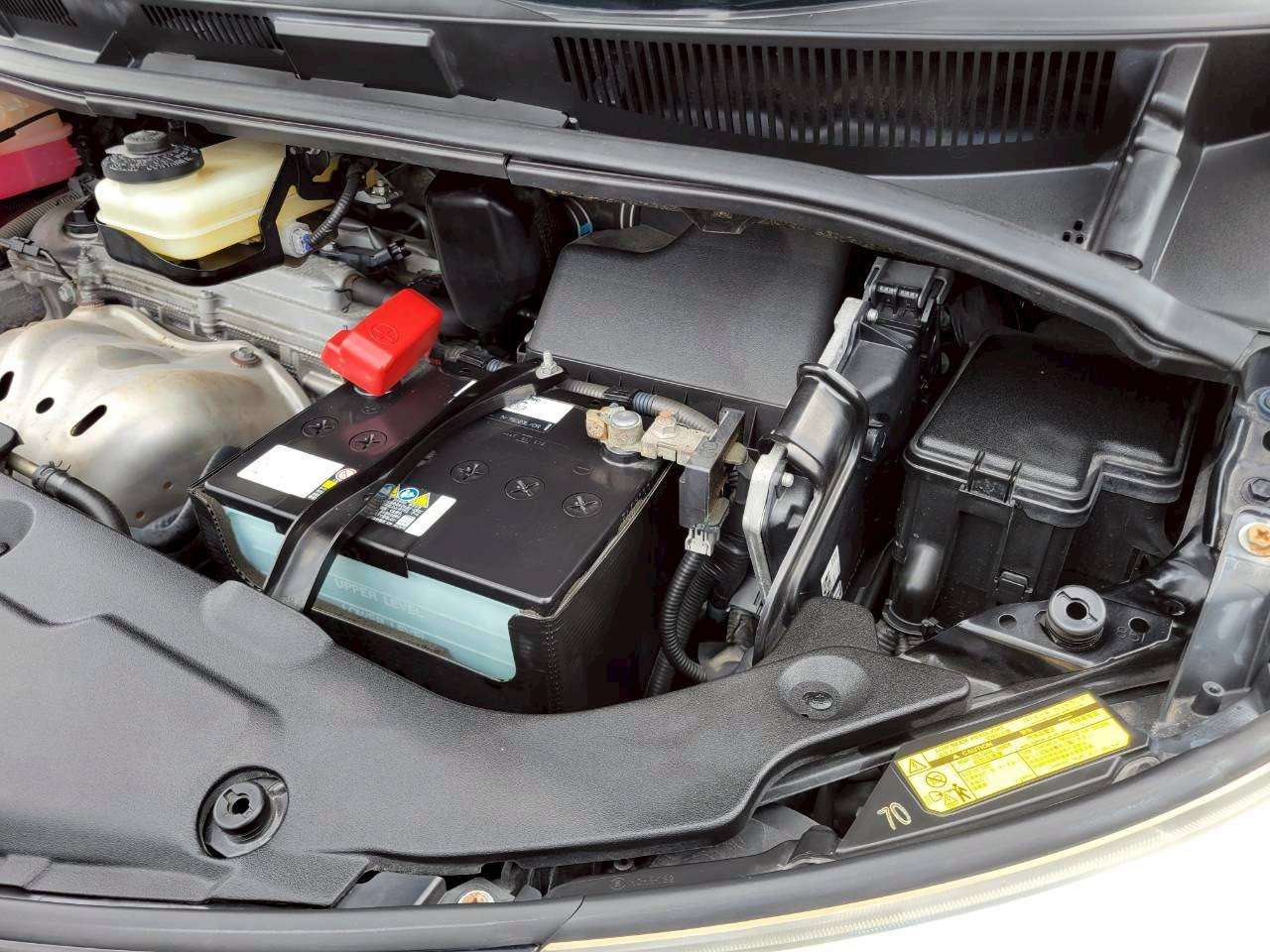エスティマ　２．４アエラスGエディション　中期モデル