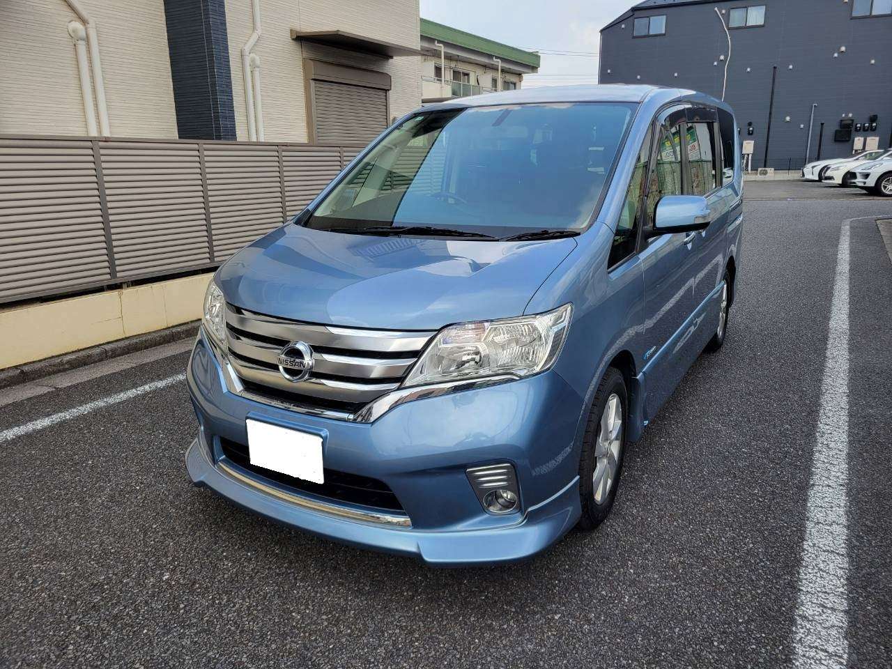 セレナ　ハイウェイスターS  HYBRID